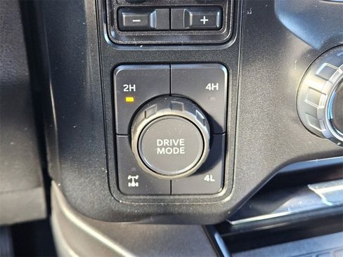 Used 2023 Ford F250 Lariat w/ Sport Appearance Package image 25