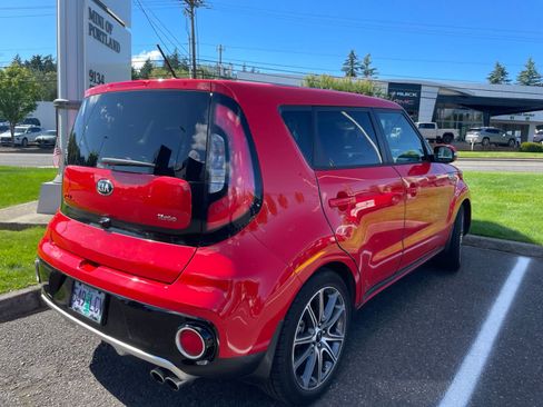 Used 2019 Kia Soul ! w/ Technology Package FWD image 8