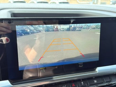 Used 2022 Chevrolet Silverado 1500 RST w/ Protection Package AWD/4WD image 24