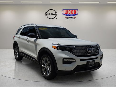 Used 2022 Ford Explorer Limited w/ Equipment Group 301A AWD/4WD image 1