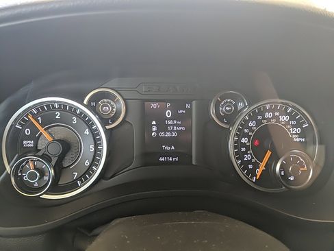 Used 2021 RAM 1500 Big Horn image 22