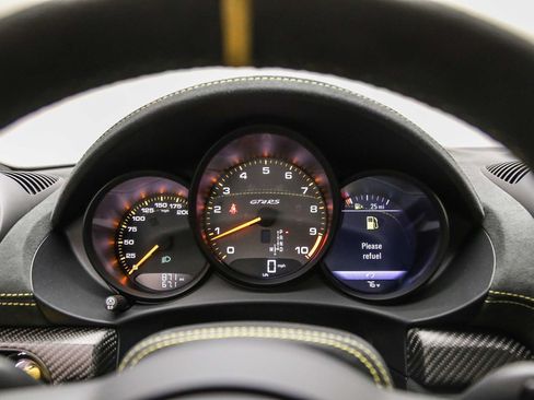 Certified 2024 Porsche 718 Cayman GT4 RS RWD image 32