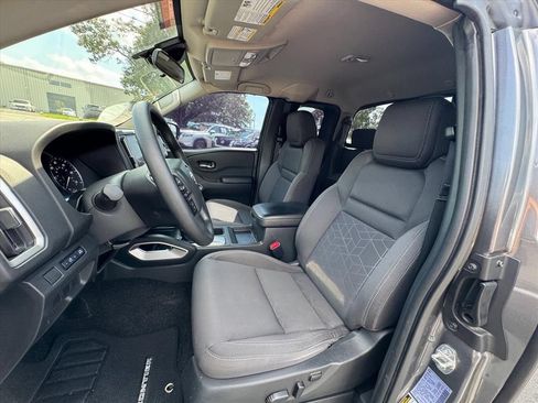 Certified 2025 Nissan Frontier SV RWD image 14