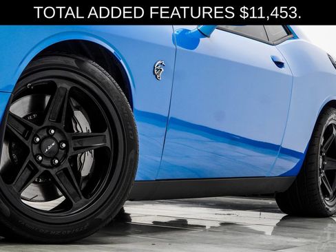 Used 2023 Dodge Challenger SRT Hellcat RWD image 3