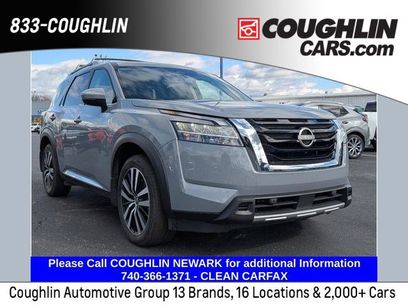 Used 2024 Nissan Pathfinder Platinum w/ Cargo Package