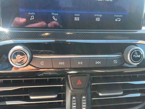 Used 2025 Ford Escape ST-Line FWD image 30