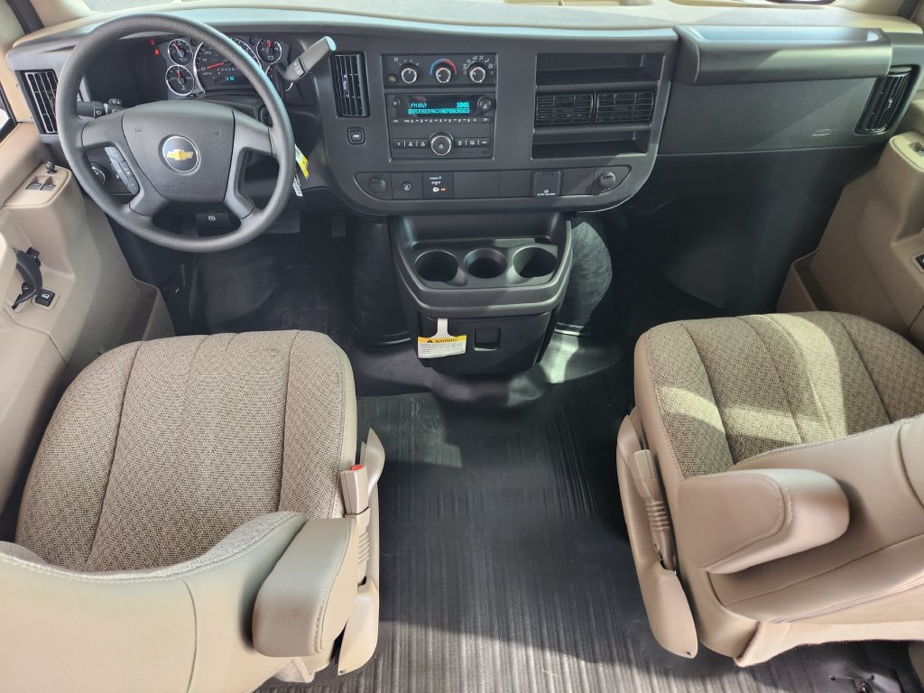 New 2026 Chevrolet Express 2500 Extended w/ Safety Package RWD image 17
