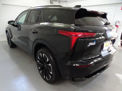 Certified 2025 Chevrolet Blazer EV RS AWD/4WD image 17