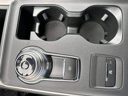 New 2024 Ford Edge SE w/ Black Appearance Package image 27