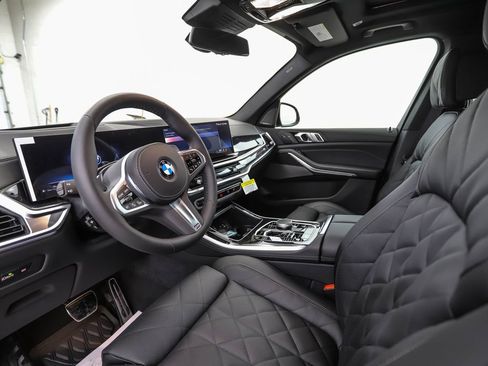 Used 2026 BMW X5 xDrive40i w/ M Sport Package AWD/4WD image 10