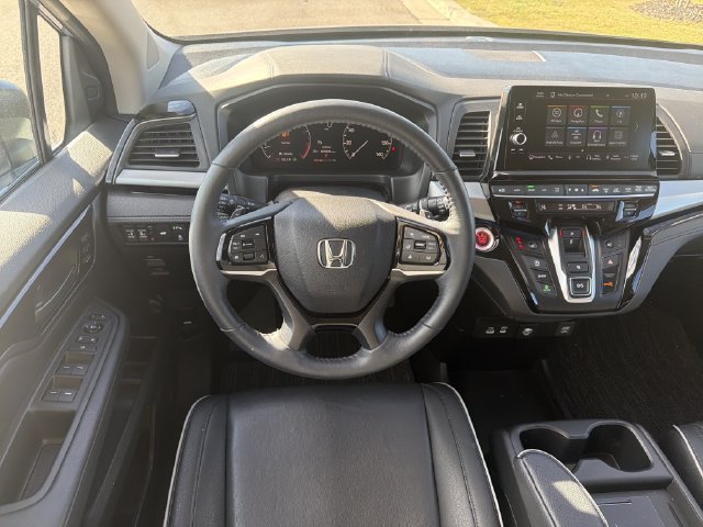 Used 2025 Honda Odyssey Touring image 31