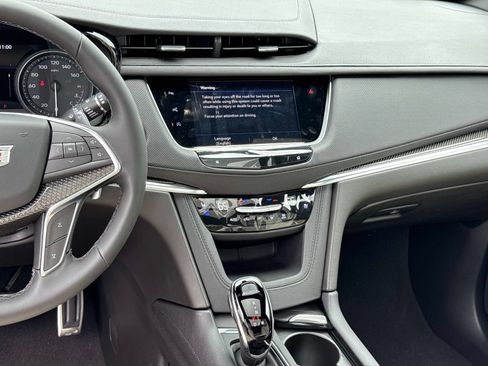 New 2026 Cadillac XT5 Sportv AWD/4WD image 21