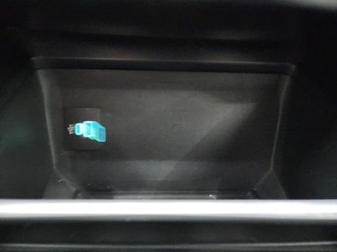 Used 2023 Ford F250 XLT w/ FX4 Off-Road Package image 48