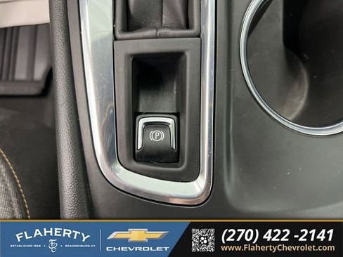 Used 2023 Chevrolet Equinox LT AWD/4WD image 29