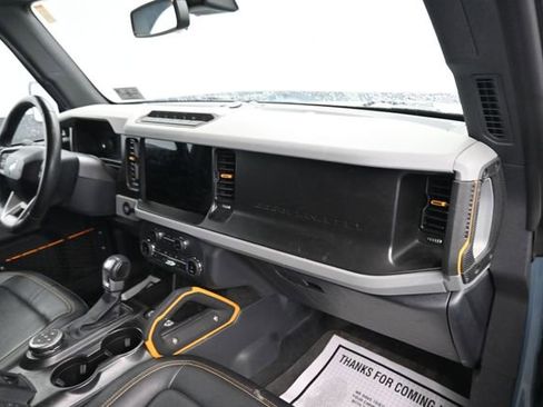 Used 2022 Ford Bronco Badlands AWD/4WD image 9