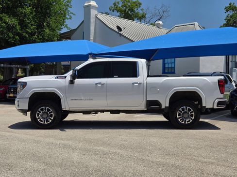 Used 2020 GMC Sierra 3500 Denali w/ Denali Ultimate Package AWD/4WD image 6