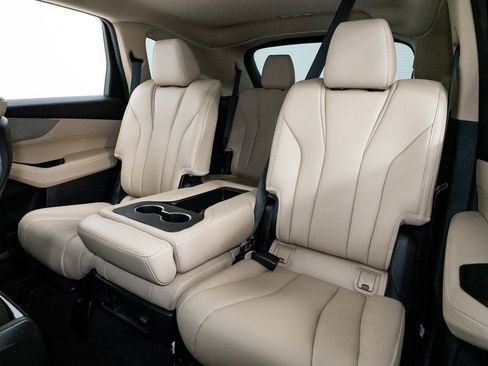 Used 2023 Acura MDX SH-AWD image 23