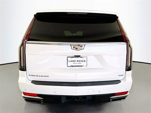 Used 2021 Cadillac Escalade ESV Premium Luxury image 6