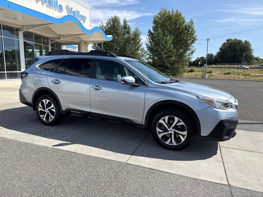 Used 2020 Subaru Outback Limited AWD/4WD image 3