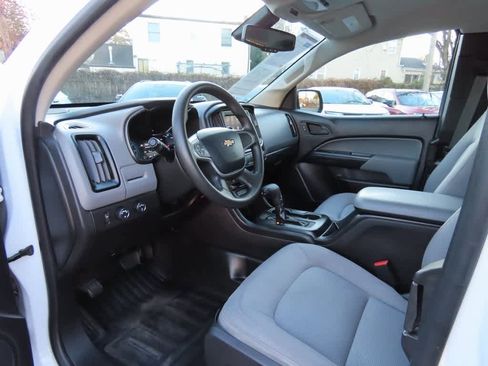 Used 2020 Chevrolet Colorado W/T w/ WT Convenience Package image 2