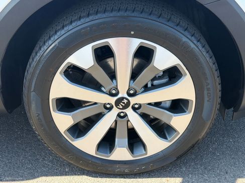 Used 2020 Kia Telluride S AWD/4WD image 8