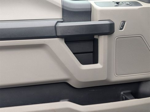 Used 2019 Ford F250 XL w/ Power Equipment Group image 13