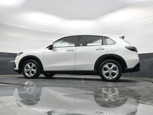 Used 2023 Honda HR-V LX image 31