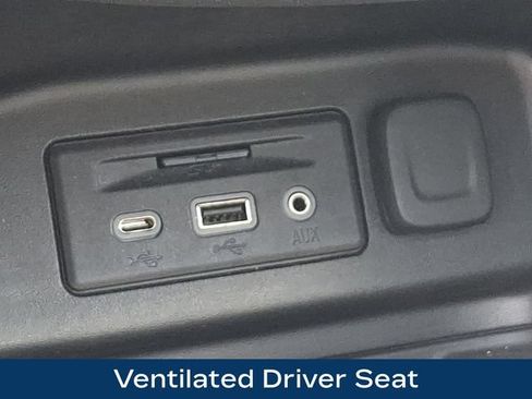 Used 2020 Chevrolet Equinox Premier AWD/4WD image 14