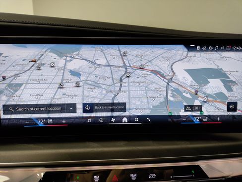 New 2026 BMW 740i w/ Premium Package image 18