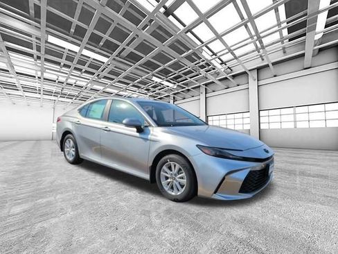 Used 2026 Toyota Camry LE w/ Convenience Package AWD/4WD image 1