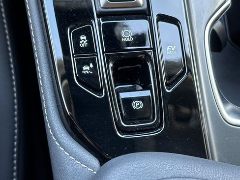 Used 2025 Lexus NX 350h AWD w/ Premium Package image 20