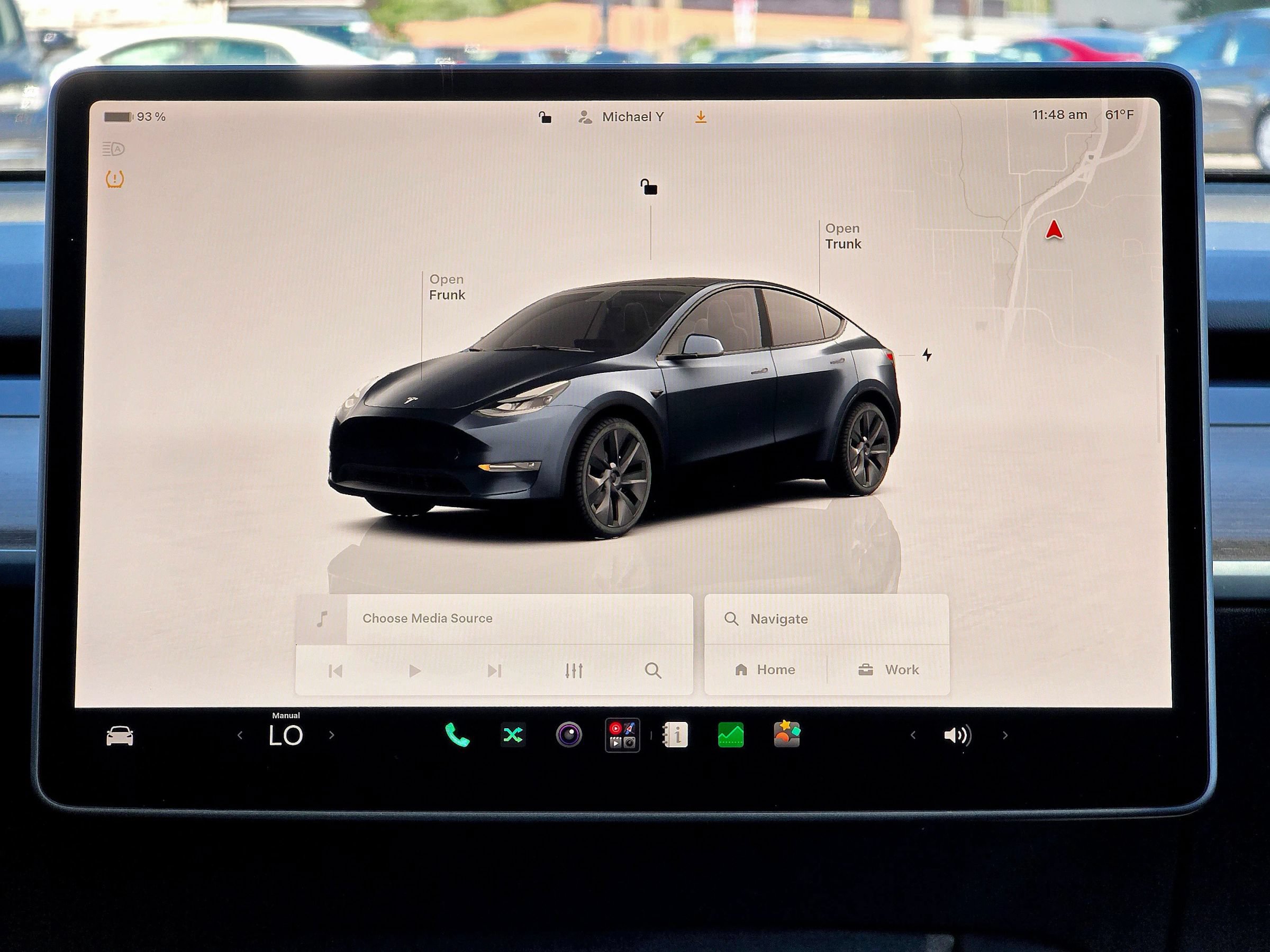 Used 2024 Tesla Model Y Long Range AWD/4WD image 27