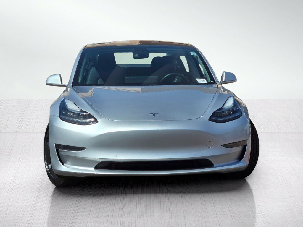 Used 2018 Tesla Model 3 Long Range RWD image 3