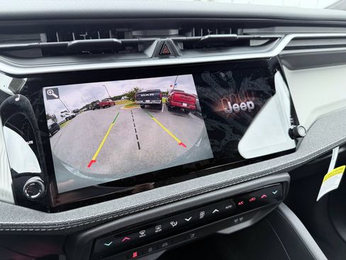 New 2026 Jeep Cherokee Laredo AWD/4WD image 16