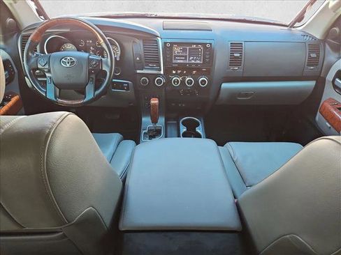 Used 2020 Toyota Sequoia Platinum AWD/4WD image 20