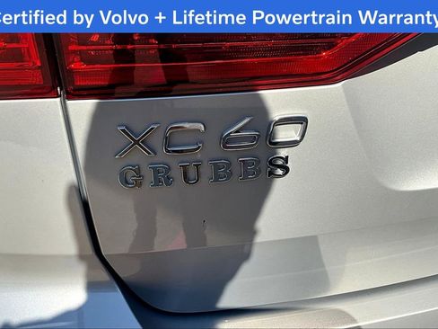 Used 2025 Volvo XC60 B5 Plus image 41