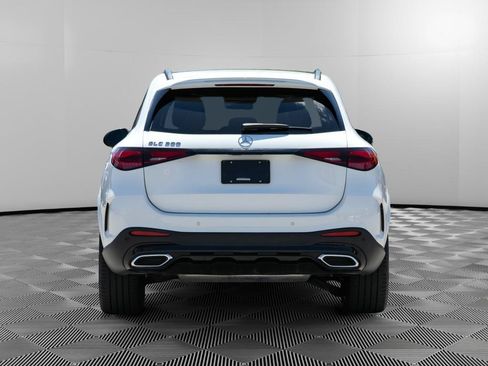 Used 2024 Mercedes-Benz GLC 300 w/ AMG Line image 6