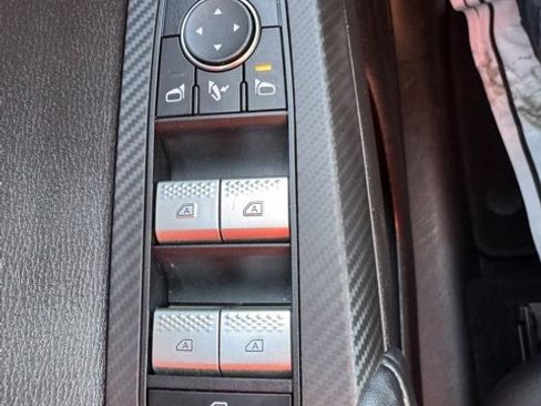 Used 2024 Mitsubishi Outlander SE image 21