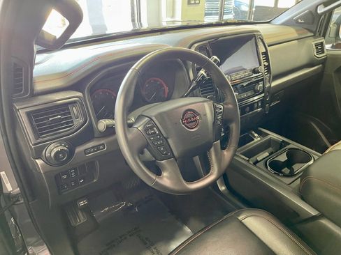 Used 2023 Nissan Titan PRO-4X w/ Pro-4x Convenience Package image 27