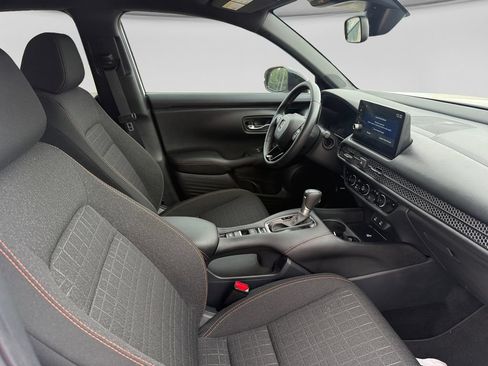Certified 2026 Honda HR-V Sport image 24