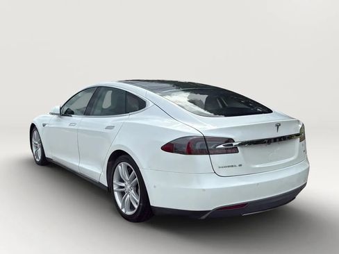 Used 2014 Tesla Model S 85 image 5