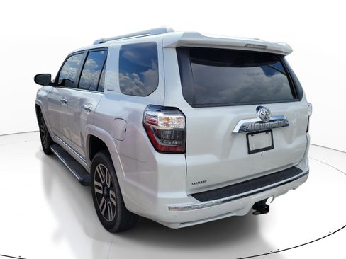 Used 2024 Toyota 4Runner Limited AWD/4WD image 5