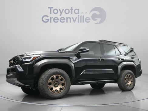 Certified 2025 Toyota 4Runner Trailhunter AWD/4WD image 2