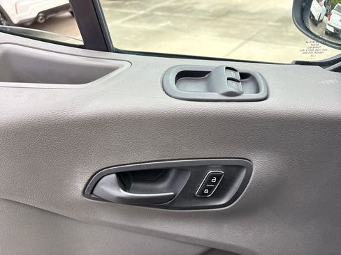 Used 2023 Ford Transit 250 Medium Roof AWD w/ Load Area Protection Package image 17