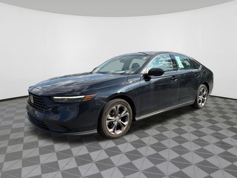 Used 2024 Honda Accord EX image 3