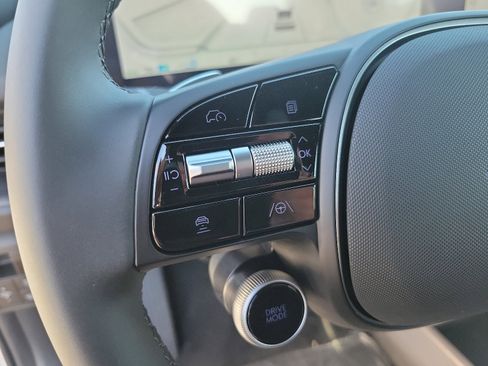 New 2023 Hyundai Ioniq 6 SEL image 5