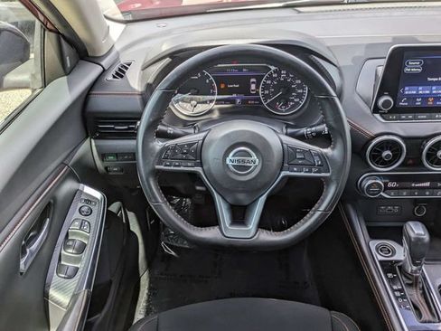Used 2022 Nissan Sentra SR FWD image 16