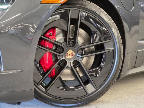 New 2026 Porsche Taycan 4S AWD/4WD image 23