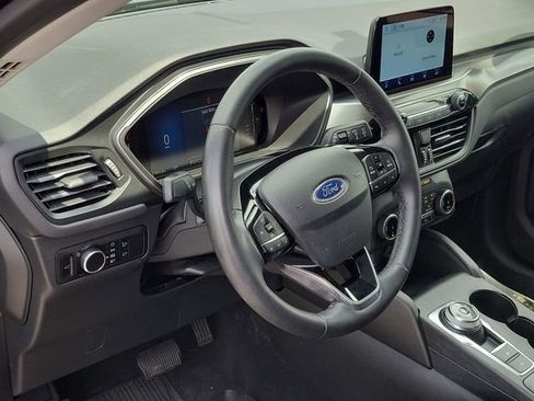 Certified 2023 Ford Escape Active AWD/4WD image 7