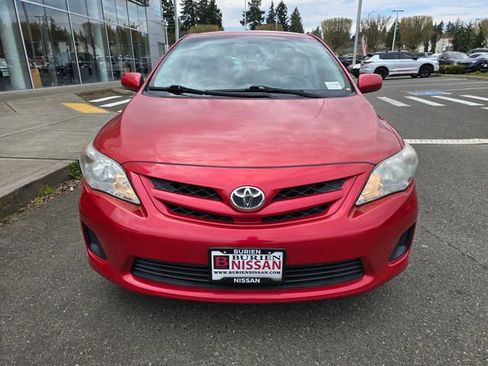 Used 2012 Toyota Corolla LE image 3